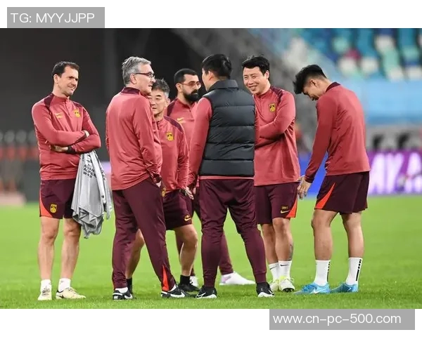 中国男足迎战澳大利亚队全力争胜期待精彩表现与历史突破 中国男足迎战澳大利亚队全力争胜期待精彩表现与历史突破